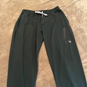 Vuori Sunday Performance Joggers (Large; Green)